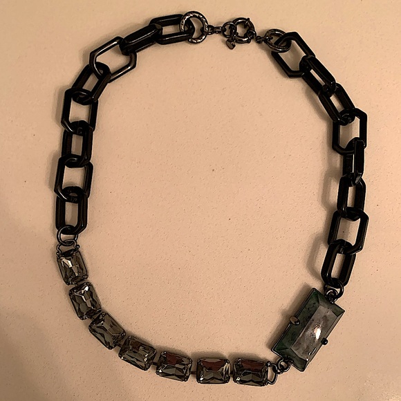 Marc Jacobs Jewelry - Marc Jacobs costume jewelry necklace